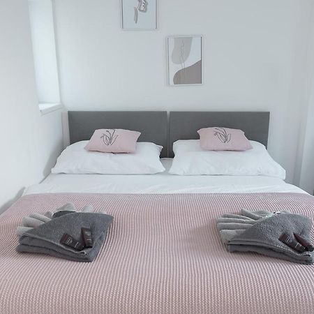 Skolska Winter Terrace Apartment ปราก ภายนอก รูปภาพ